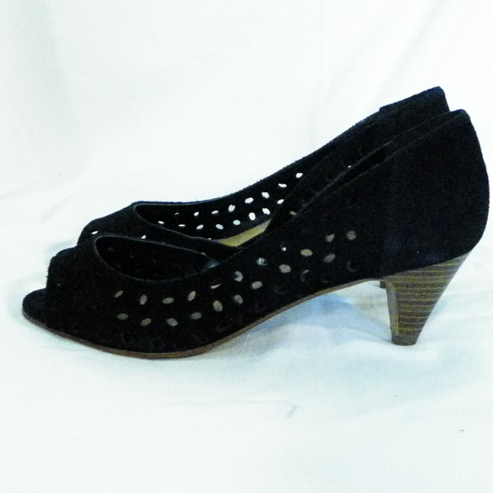 Chaussure Femme Noir KARL MARC JOHN Taille 36 Bon état -  reconditionné disponible sur Label Emmaüs